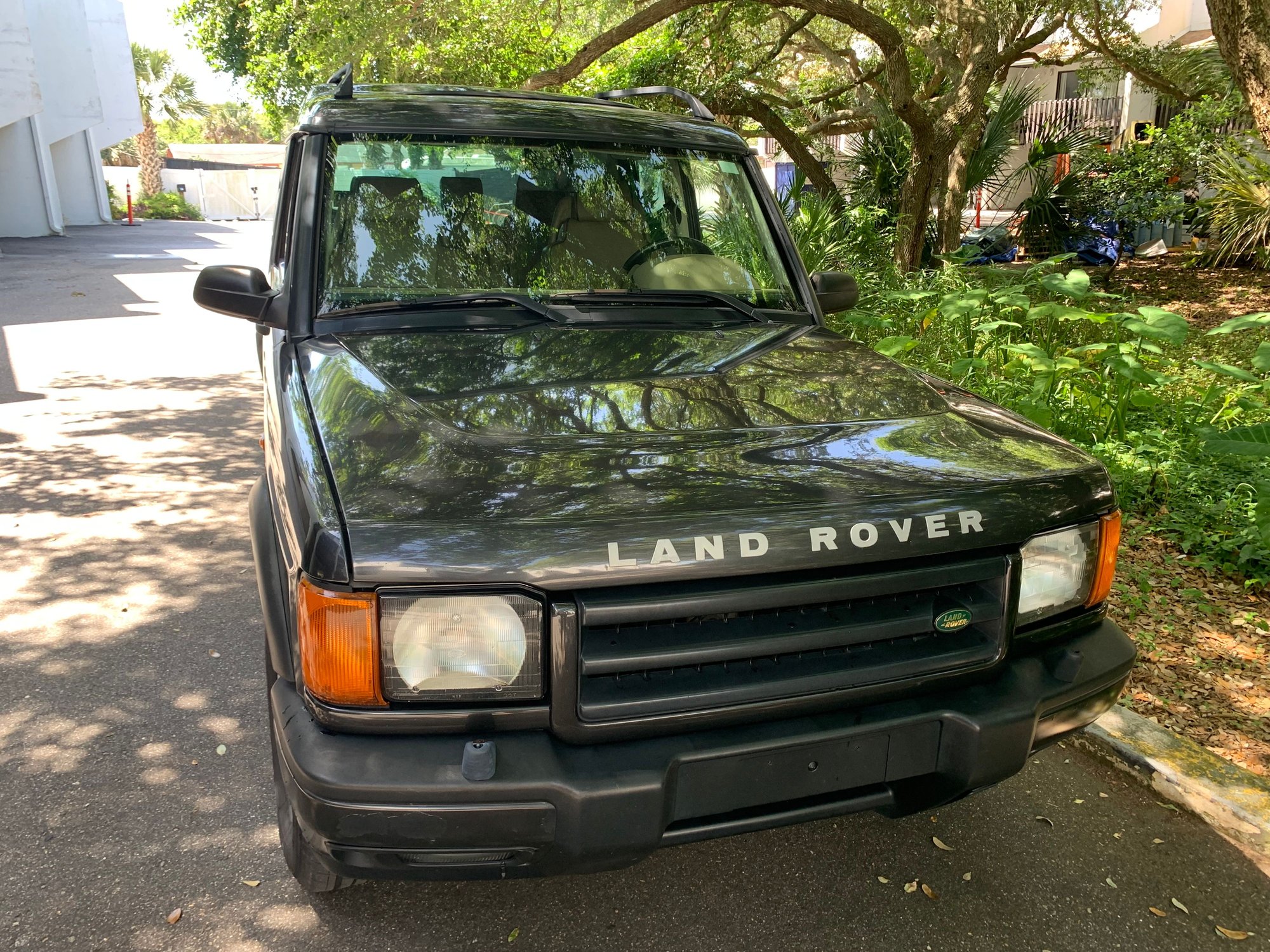 2000 Land Rover Discovery - 2000 Land Rover Discovery II - Used - VIN SALTY1240YAX73790 - 168,332 Miles - 8 cyl - AWD - Automatic - SUV - Gray - Bristol, TN 37620, United States