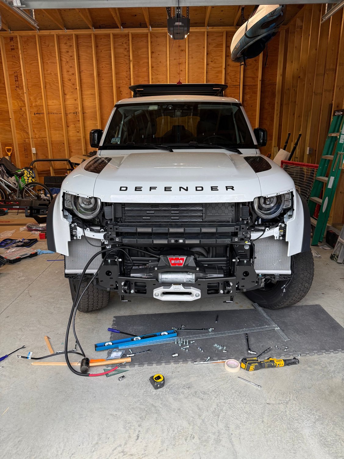 I think by here I had given up on getting the tray perfectly aligned and just tossed the winch in.