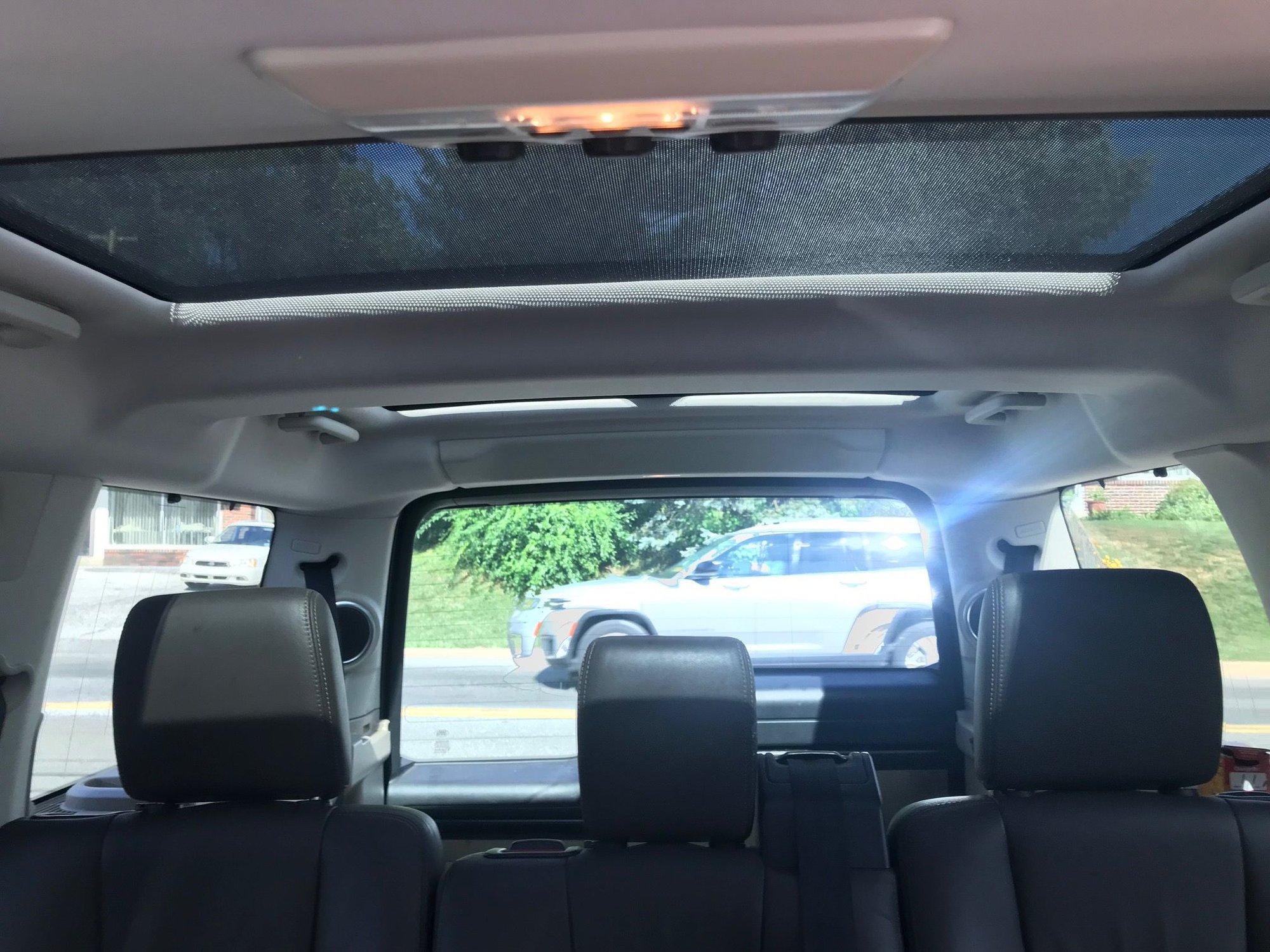 2013 Land Rover LR4 - 2013 Land Rover LR4 HSE Black Package - Needs Motor - Used - VIN SALAK2D47DA682262 - 128,000 Miles - 8 cyl - AWD - SUV - Black - Kennett Square, PA 19348, United States