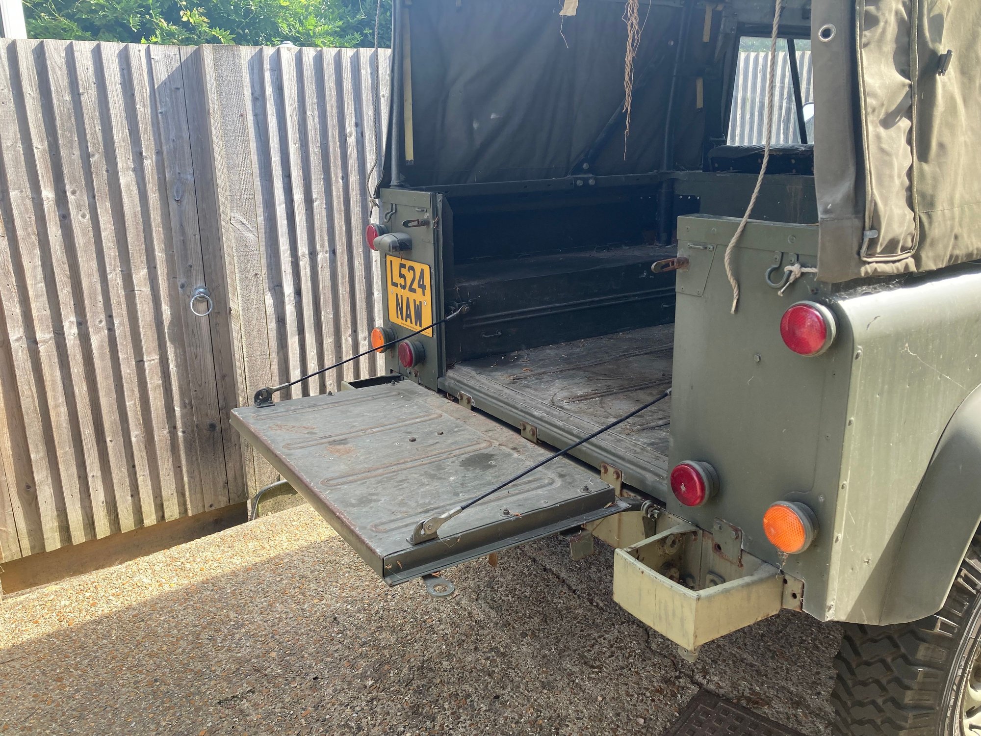 1994 Land Rover Defender 90 - Ex-army Land Rover 90 - Used - VIN SALLDVAC7LA938508 - 25,093 Miles - 4 cyl - 4WD - Manual - Convertible - Other - Ringmer BN85JU, United Kingdom