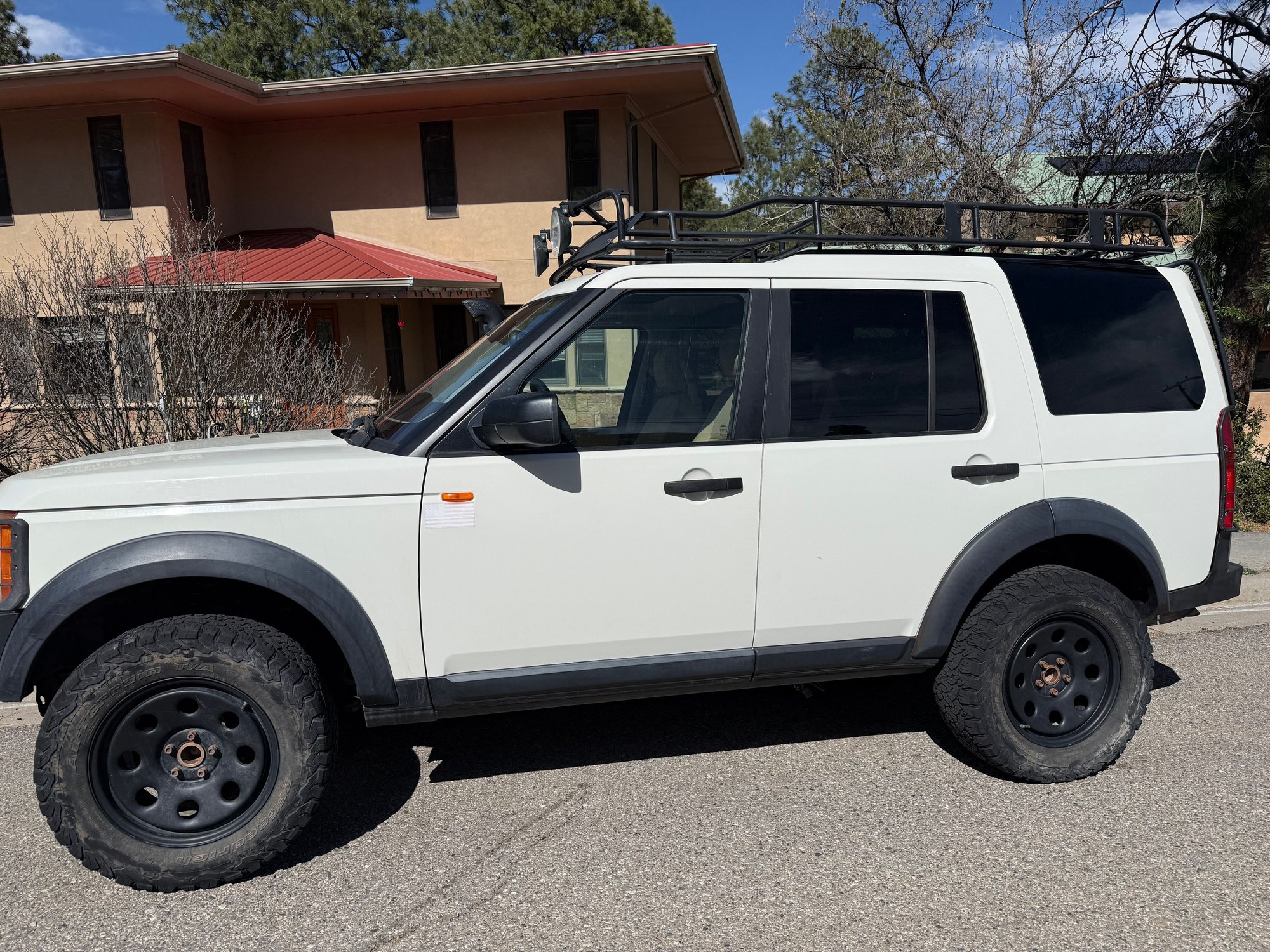2005 Land Rover LR3 - 2005 Land Rover LR3 – Adventure Ready & Fully Sorted - Used - VIN SALAE25475A323937 - 107,500 Miles - 8 cyl - 4WD - Automatic - SUV - White - Los Alamos, NM 87544, United States