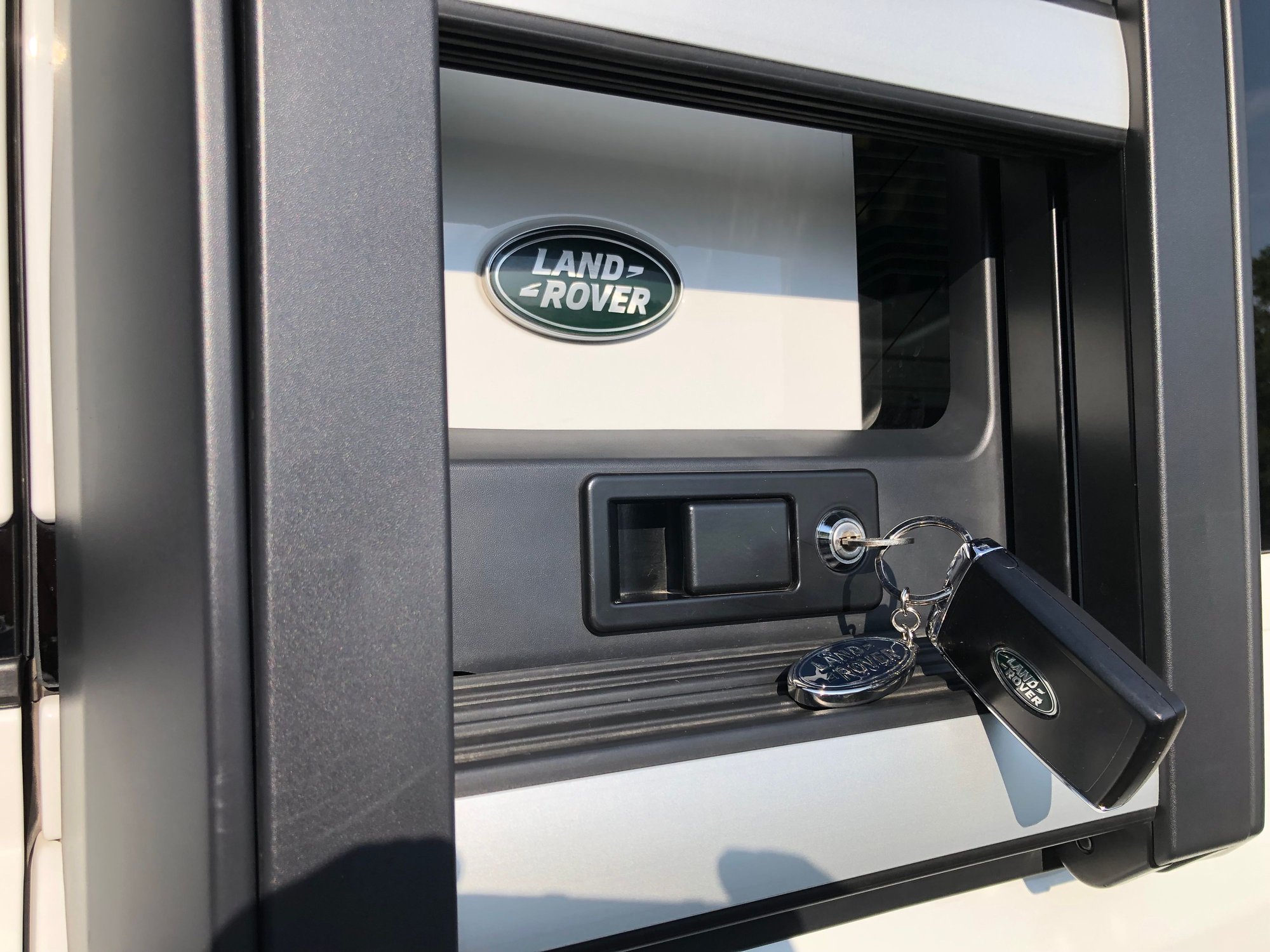 Exterior Body Parts - 2023 Land rover Defender 30th anniversary roof rack and ladder combo - Used - -1 to 2025  All Models - Rochester Hills, MI 48309, United States