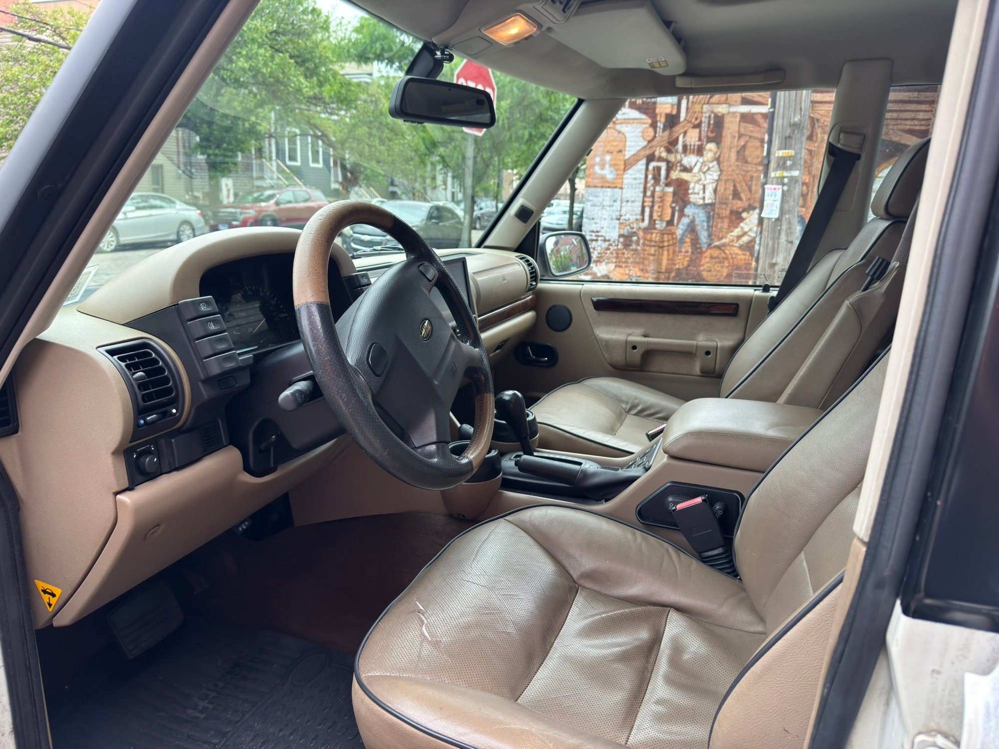 2002 Land Rover Discovery - 2002 Land Rover Discovery 2, well-maintained, upgraded and loved - Used - VIN SALTY12442A751572 - 127,000 Miles - 8 cyl - 4WD - Automatic - SUV - White - Brooklyn, NY 11233, United States