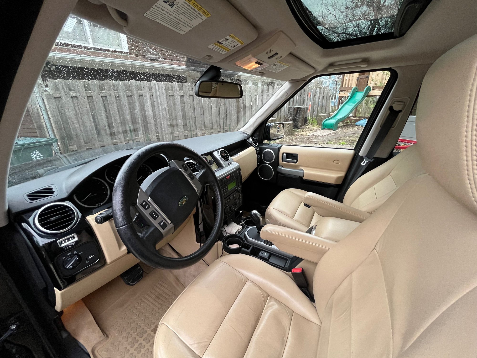 2008 Land Rover LR3 - 2008 LR3 HSE in great mechanical shape - Used - VIN SALAG25418A460581 - 116,000 Miles - 8 cyl - 4WD - Automatic - SUV - Black - Madison, WI 53706, United States