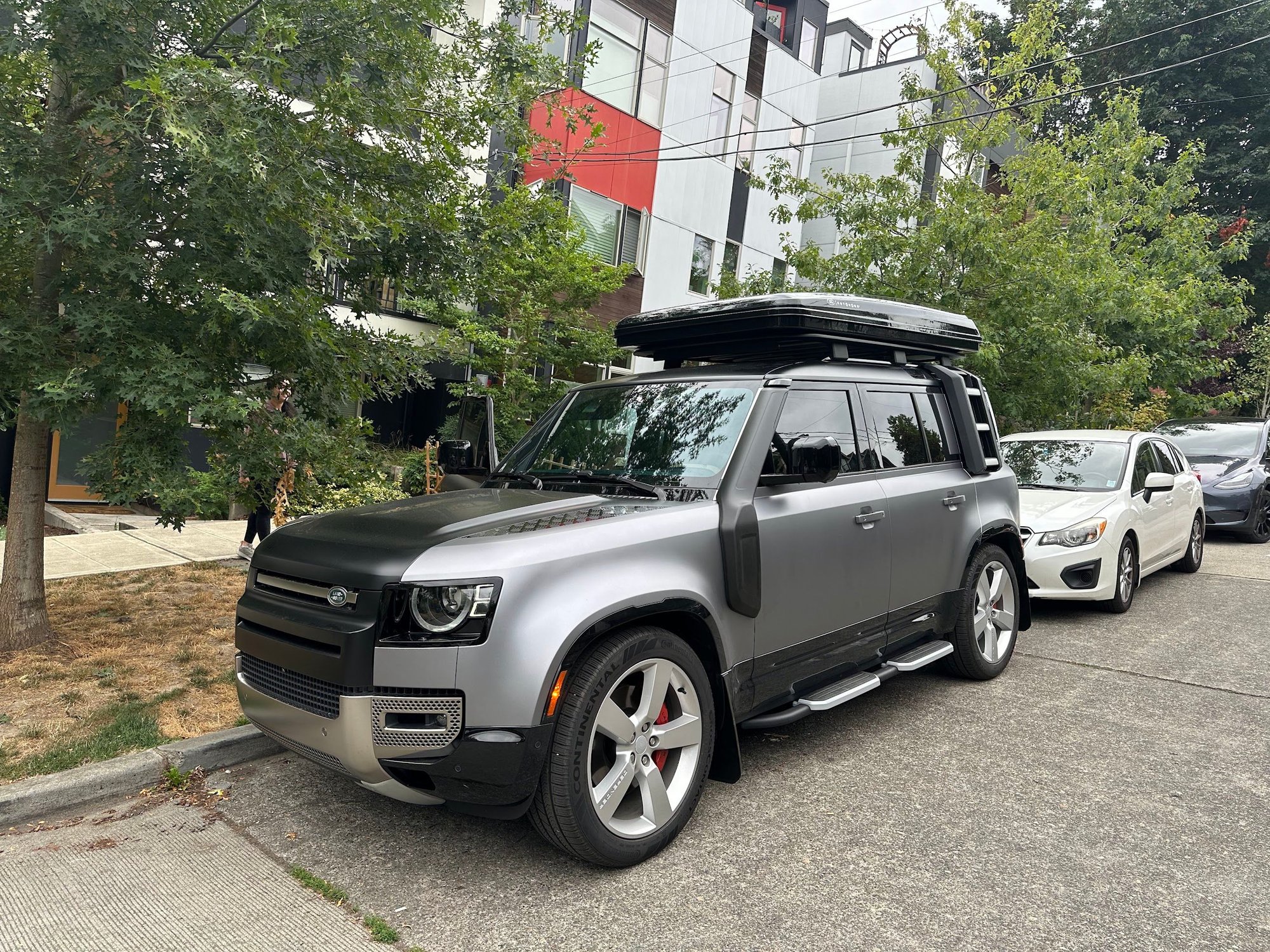 Wheels and Tires/Axles - 5x 22" OEM Wheels and Tires, Land Rover Defender X 110 P400, 3,000 Miles - Used - -1 to 2024  All Models - Seattle, WA 98122, United States