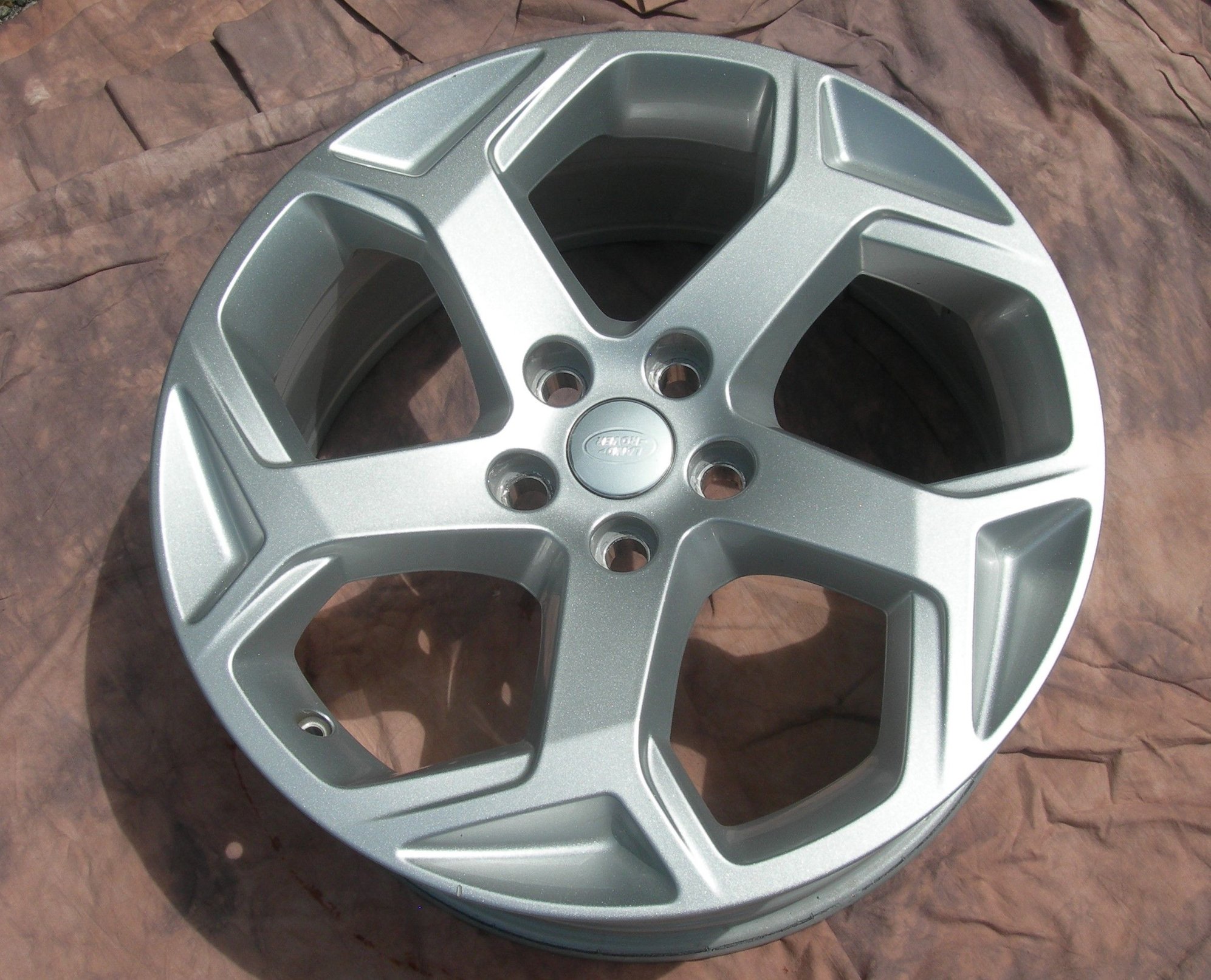 Wheels and Tires/Axles - Range Rover Sport OEM Rims 20" x 8.5" $600 + shipping - Used - 2015 to 2024 Land Rover Range Rover Sport - Edmonds, WA 98020, United States