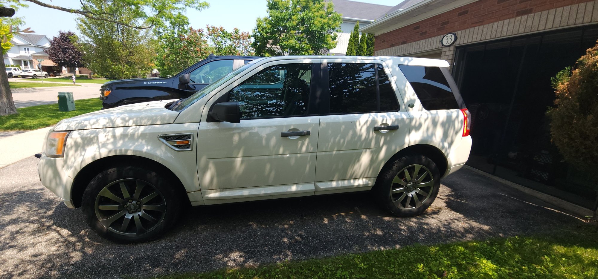 2008 Land Rover LR2 - 2008 Land Rover LR2 HSE Full Vehicle Part Out - Newcastle, ON L1B1M6, Canada