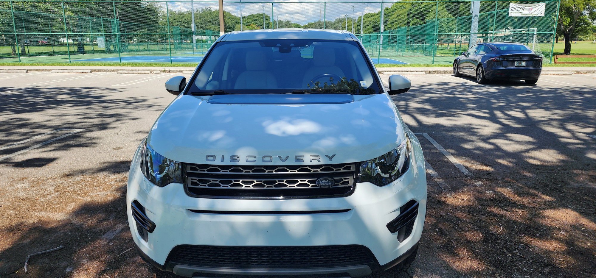 2019 Land Rover Discovery Sport - 2019 Land Rover Discovery Sport | 81K MI | Clean Title | Miami Owner - Used - VIN SALCP2FX6KH813736 - 4 cyl - AWD - Automatic - SUV - White - Palmetto Bay, FL 33157, United States