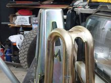 D1 shock towers on a d2?? Oh my i was given some fox 2.0 remote resi's and they are d1 style shock oddly enough they fit the shocks messured extaky the same stroke etc etc and foxs d2 labled shocks 