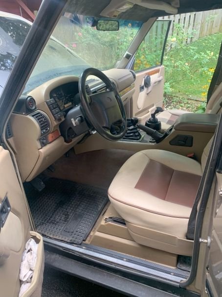1998 Land Rover Discovery - 1998 Disco 1 NAV 300tdi manual - Used - VIN saljy1245wa777207 - 204,400 Miles - 4 cyl - 4WD - Manual - SUV - Gold - Silver Spring, MD 20901, United States
