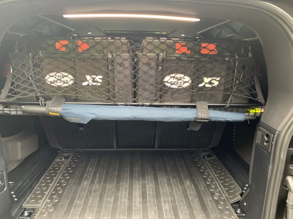 Mesh basket fitted for expedition boxes 