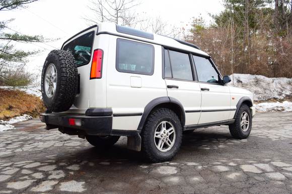 Swapped over the 235/85/16 BFG KO2's; stock suspension and no rubbing!