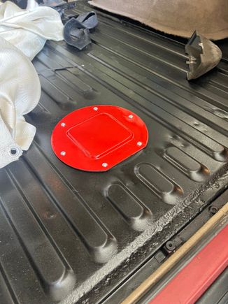 Re finished the fuel pump cover. Haha! 

Also, the AC works in this bad boy. I got the dash re wired and everything back in in 1 day. Let’s GOOOOOO I’m well on my way now. 

Have to button a few things in the floor up and I’ll be good. 