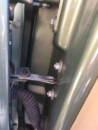 passenger side with metal arm a d oin in place