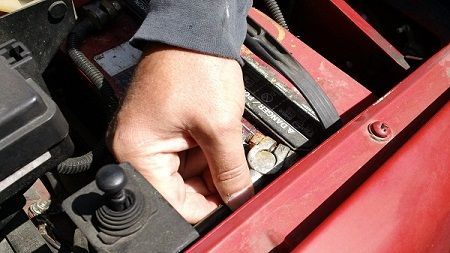 Step 1   Remove Negative Battery Connection
