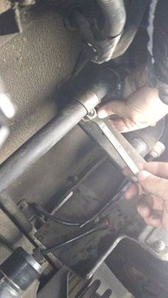 Step 11b Disconnect Breather Hose Clamp and Bracket