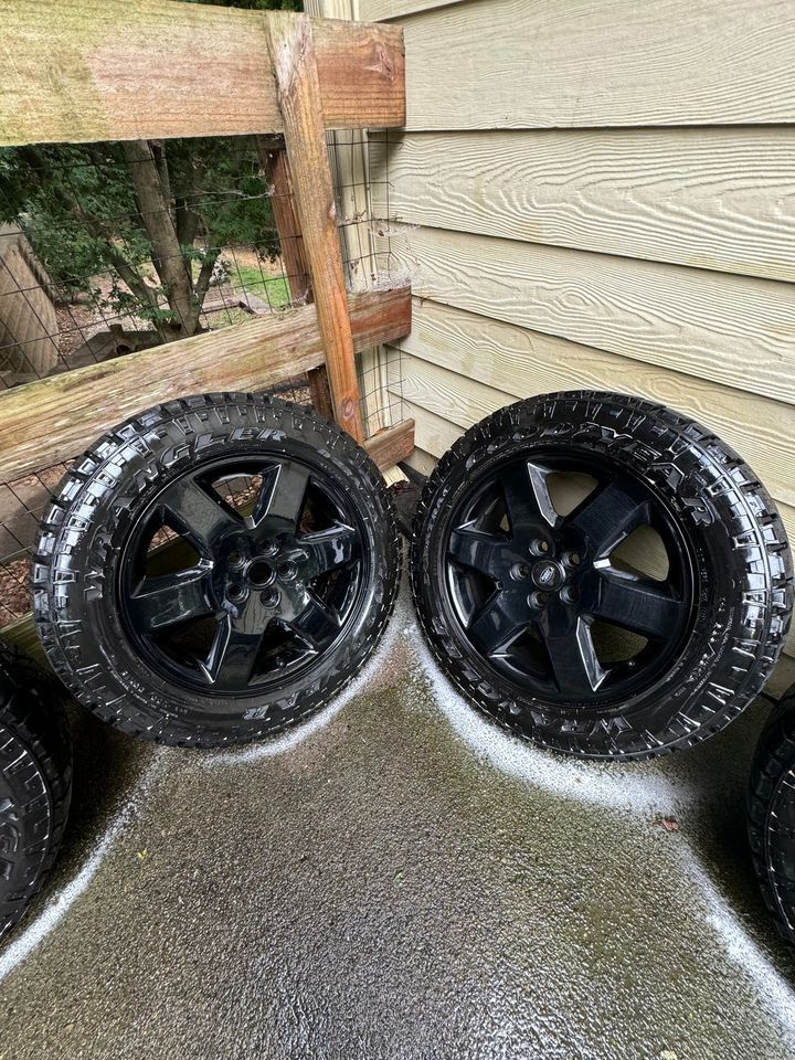 Wheels and Tires/Axles - Duratracs + wheels - Used - All Years Land Rover All Models - Woodstock, GA 30188, United States