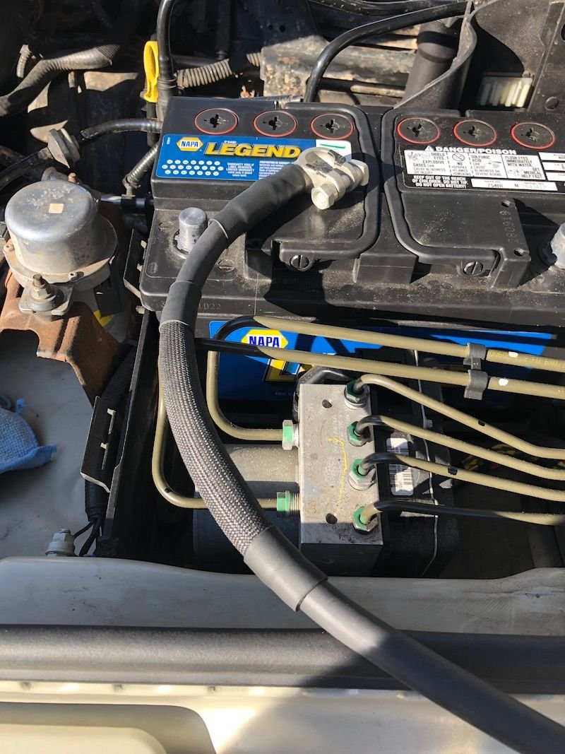 LR3 My dual battery / auxiliary battery install Page 2 Land Rover