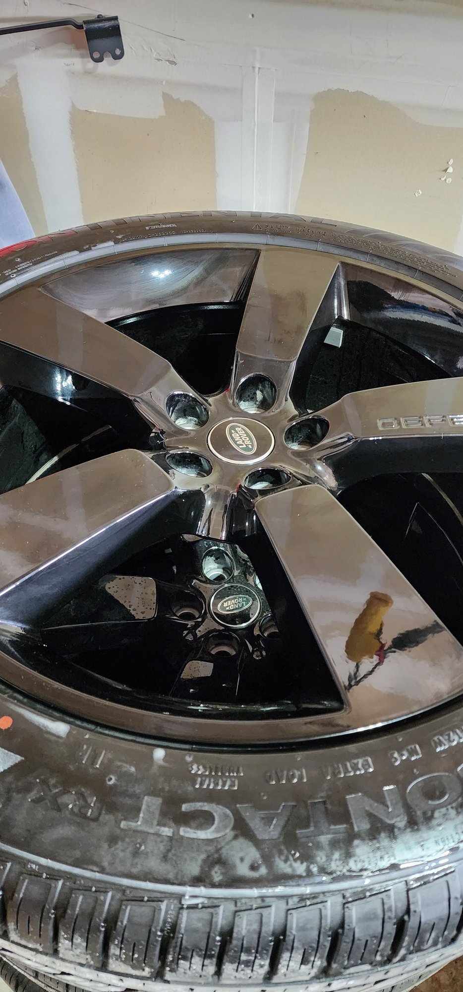 Wheels and Tires/Axles - Take offs Defender 5098 22" Gloss Black - Used - 2020 to 2024 Land Rover Defender 110 - Colorado Springs, CO 80923, United States