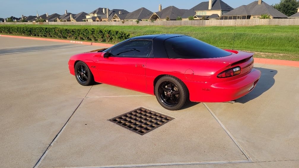 2001 Chevrolet Camaro - 2001 Camaro Z28 6spd T-Top Car with only 27k original miles - Used - VIN 2G1FP22GX12129139 - 27,750 Miles - 8 cyl - 2WD - Manual - Coupe - Red - Katy, TX 77494, United States