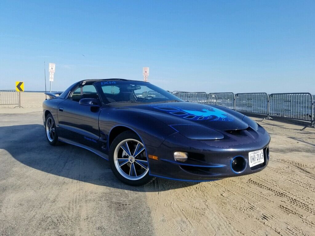 1998 Pontiac Firebird - 1998 Trans Am - Used - VIN 2g2fv22g4w2224451 - 187,328 Miles - 8 cyl - Automatic - Hatchback - Blue - Nokesville, VA 20181, United States