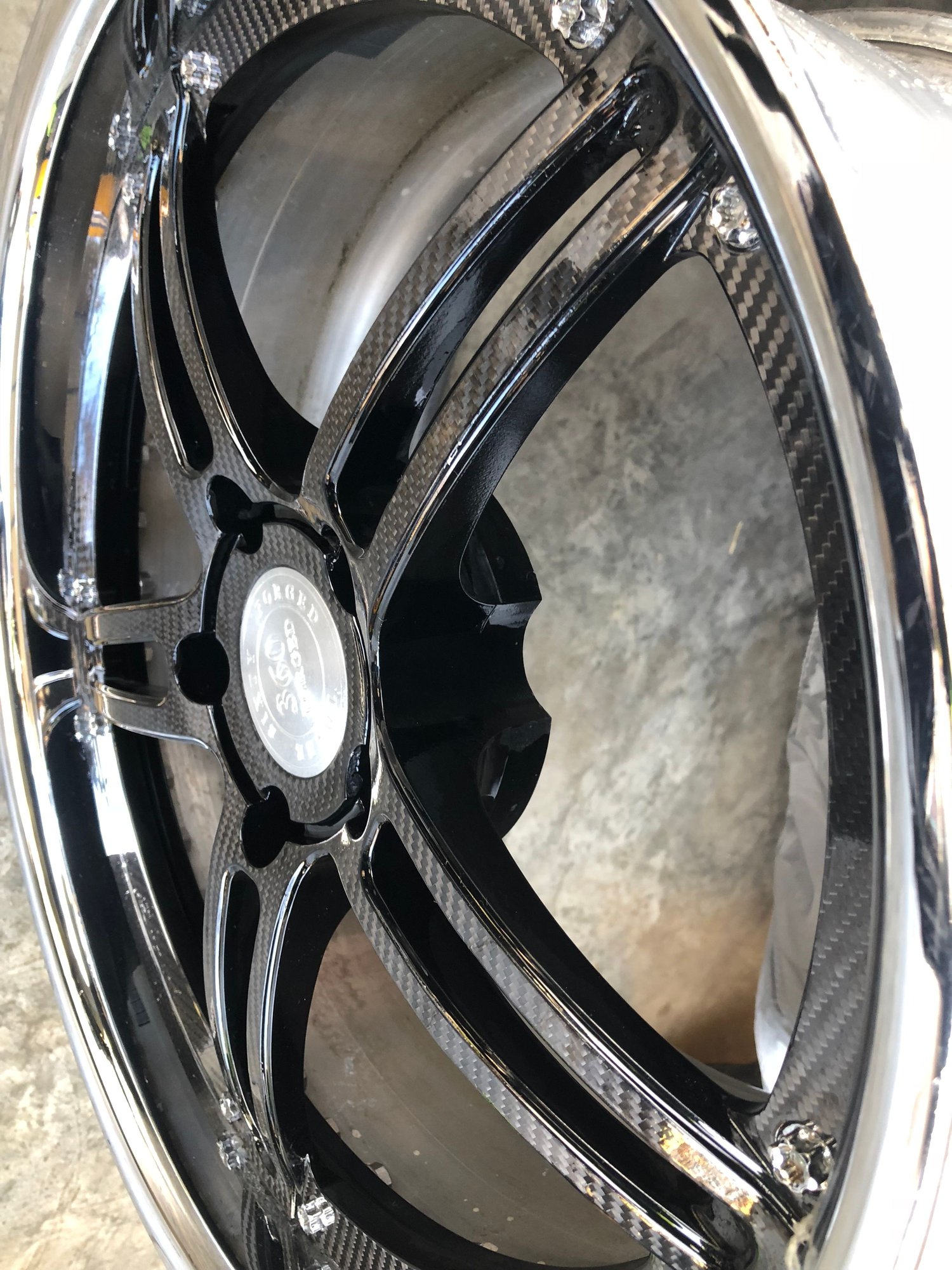  - 360 forged carbon fiber - Zanesville, OH 43701, United States