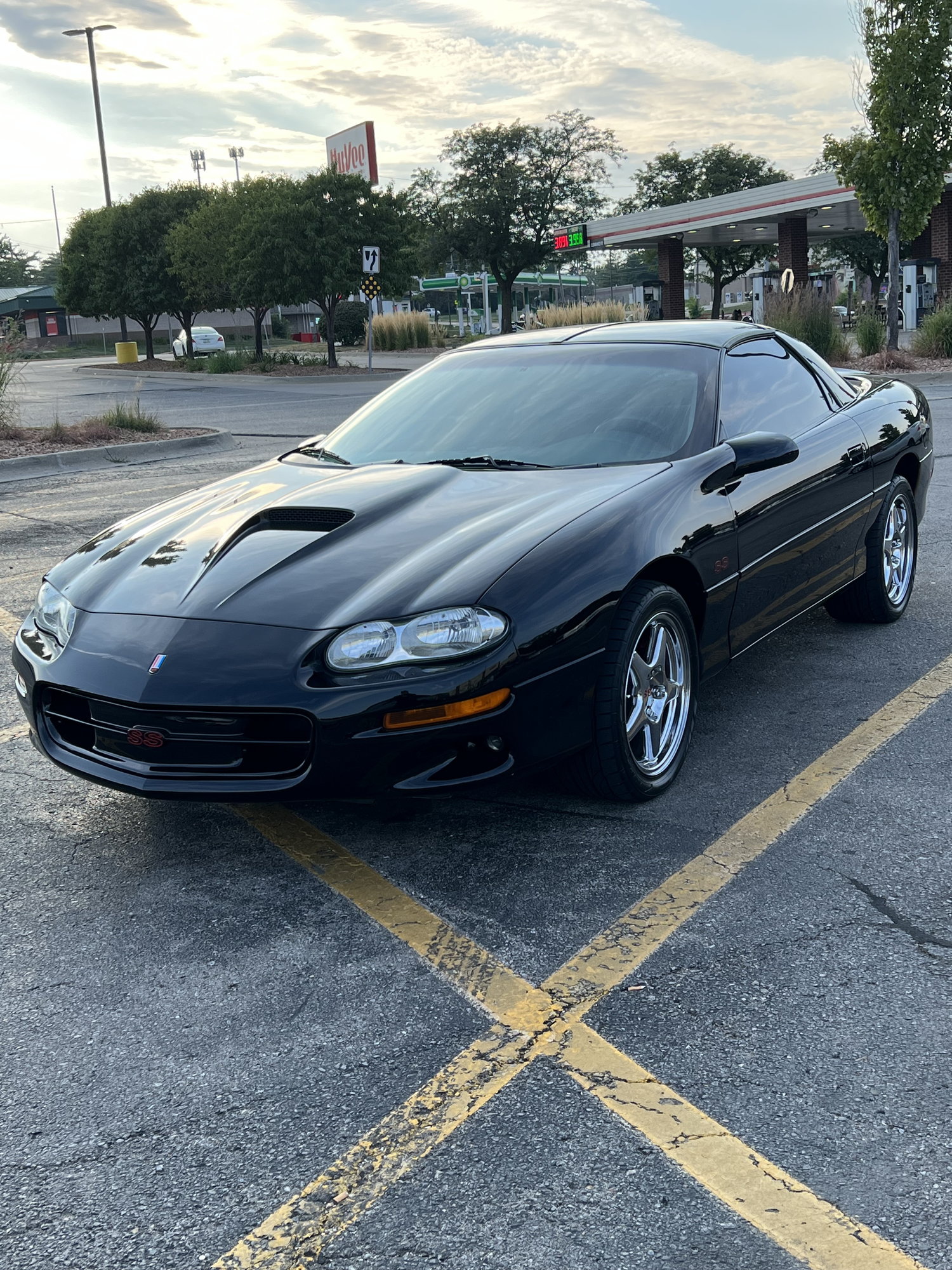 1999 Chevrolet Camaro - 1999 Camaro SS for sale very low mileage - Used - VIN 2G1FP22G8X2113336 - 7,900 Miles - 8 cyl - Automatic - Coupe - Black - Desmoines, IA 50320, United States