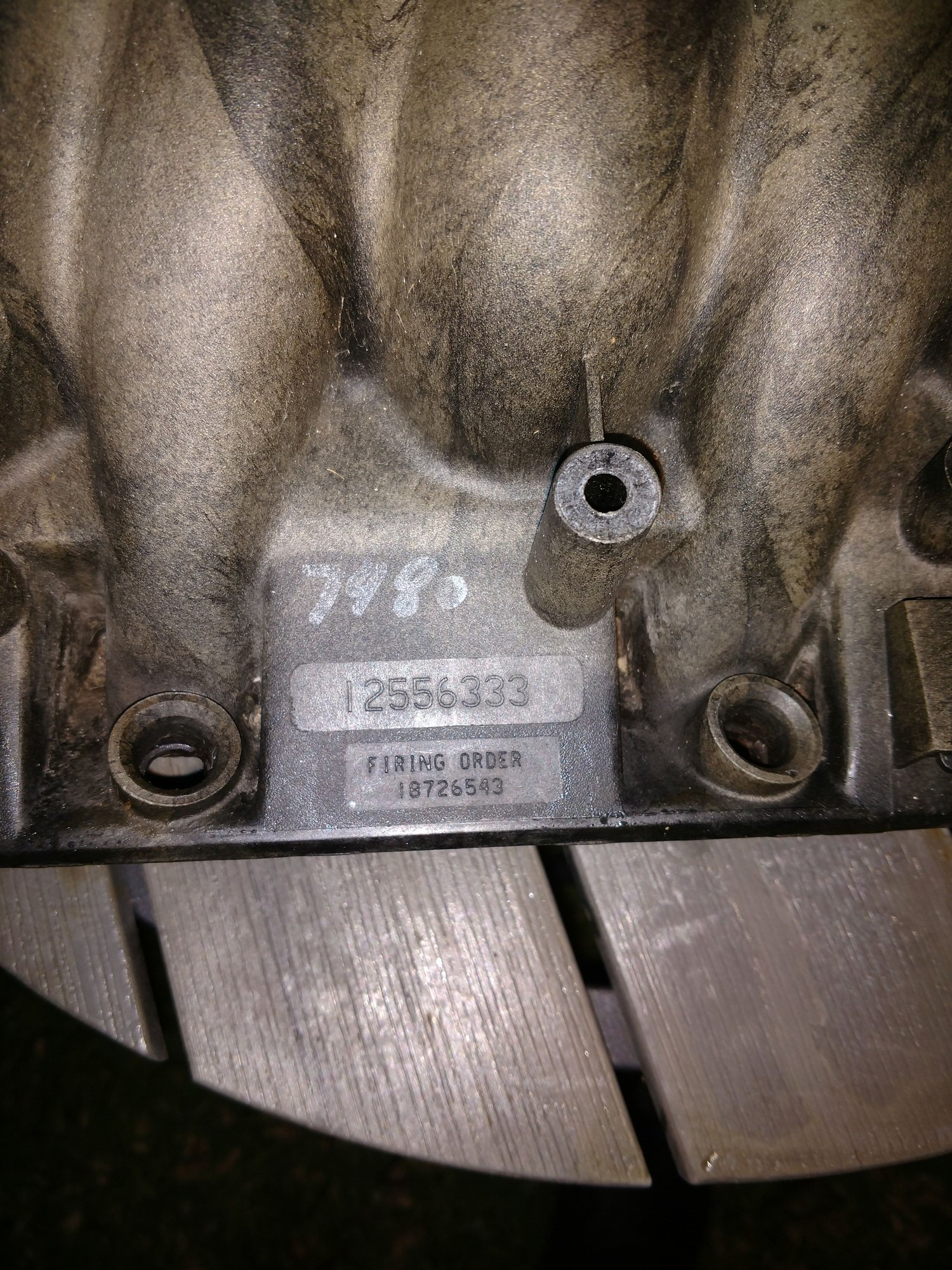 Engine - Intake/Fuel - C5 LS1 intake with fuel rail - Used - 1998 to 2004 Chevrolet Corvette - 1998 to 2002 Chevrolet Camaro - Hollywood, FL 33023, United States