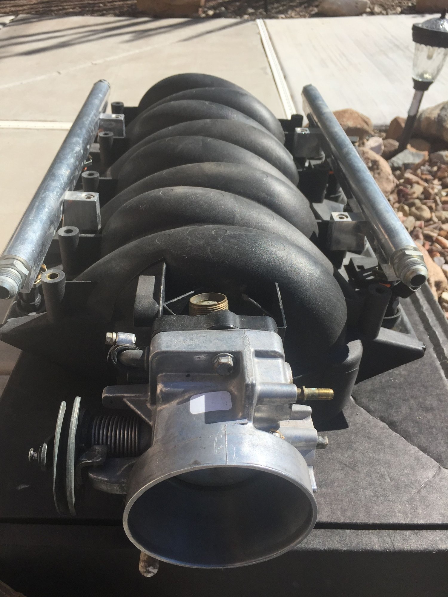  - Used SLP LS6 Intake with Factory LS1 TB, FIC Injectors, MAP Sensor, & Fuel Rails - Rio Rico, AZ 85648, United States