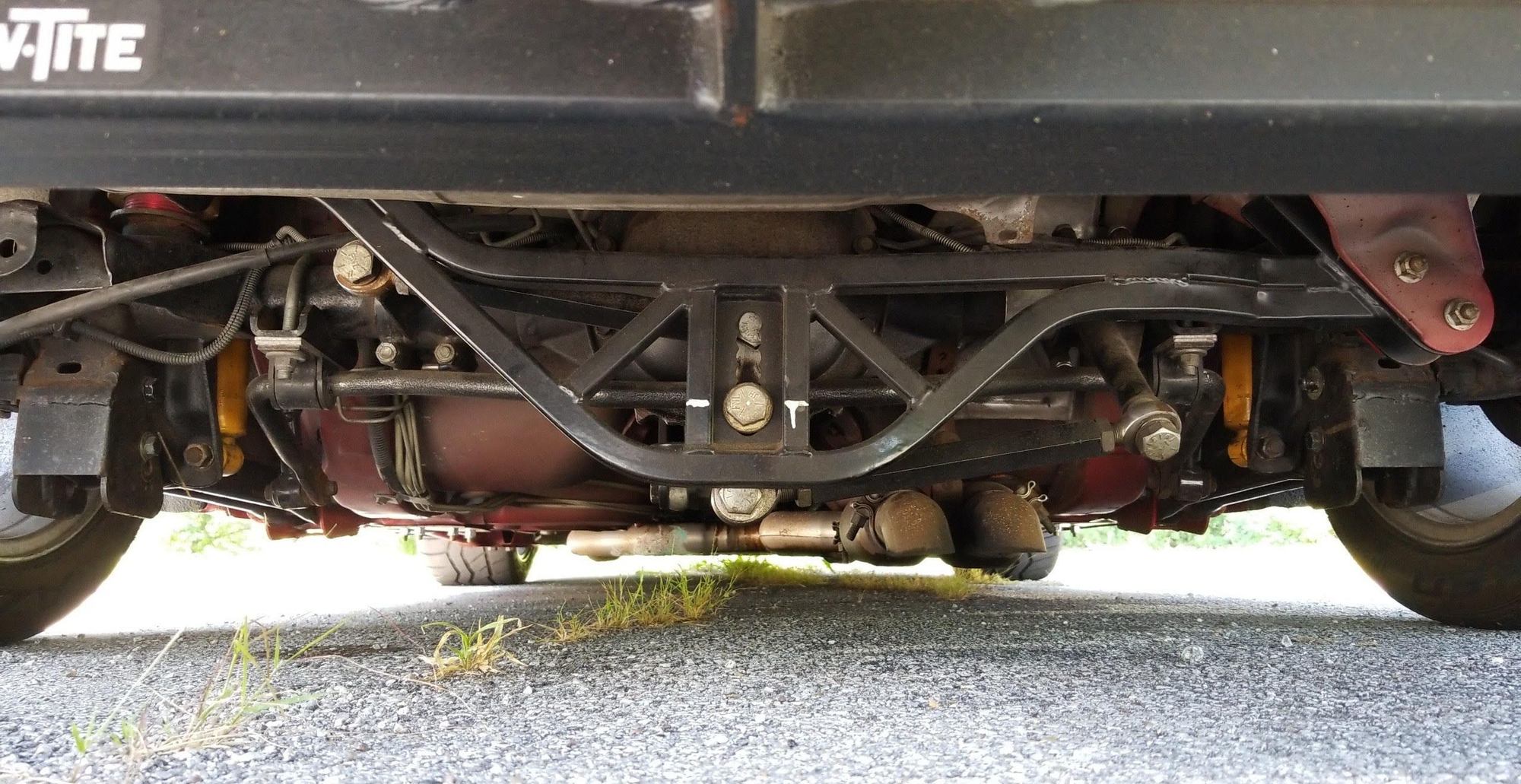  - Racecar part out New low prices Hoosier hubs/ koni coilover setup/18x11 wheels / more - Hendersonville, TN 37207, United States