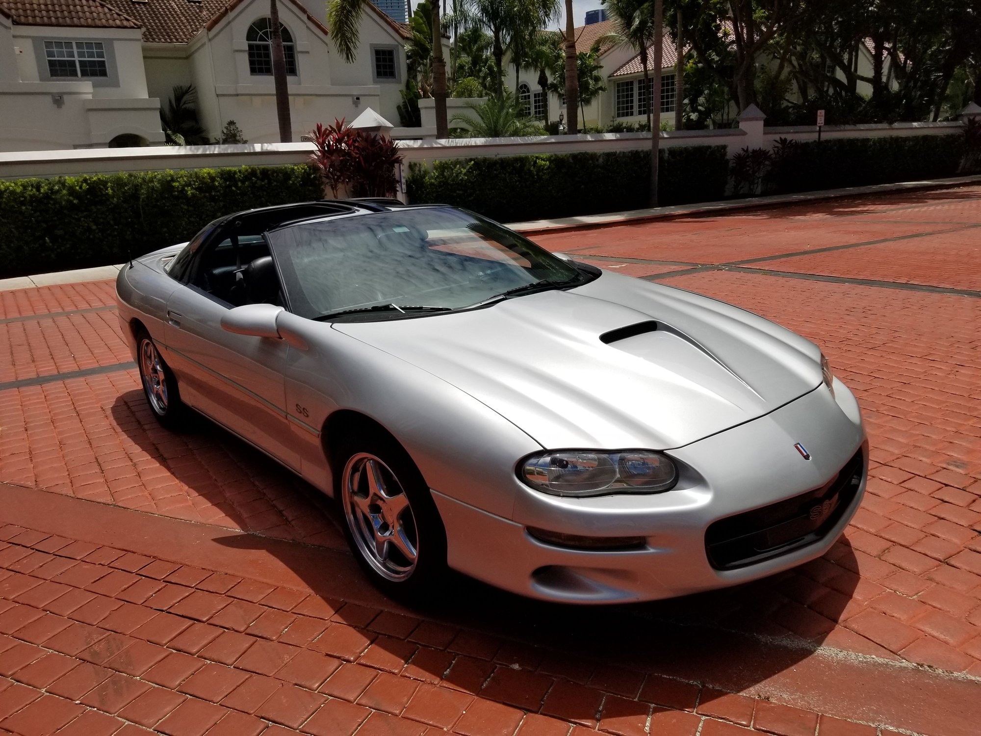 2000 Chevrolet Camaro - 2000 camaro SS SLP, LS1 engine, 6 spd Manual, Excellent Condition - Used - VIN 2G1FP22G4Y2130653 - 76,000 Miles - 8 cyl - 2WD - Manual - Hatchback - Silver - Miami, FL 33179, United States