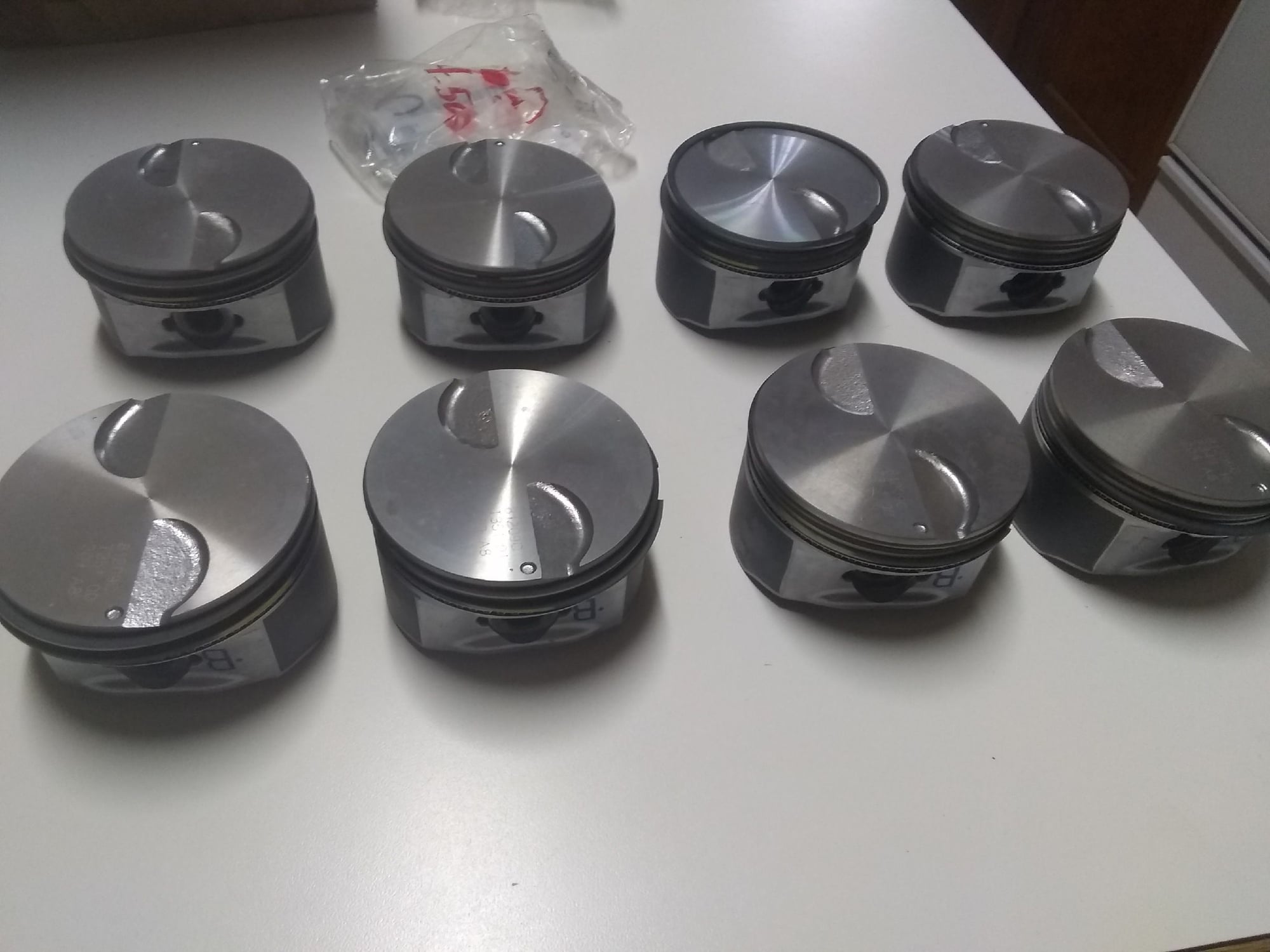 Engine - Internals - Selling: LH6 Gen 4 factoy GM pistons with rings, wrist pins, and locks - Used - Manchaca, TX 78652, United States