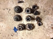 The aftermath of bushing removal. I proactively bought a new red poly bushing set only to ding out i need to reuse the old metal sleeves...... what a bummer !