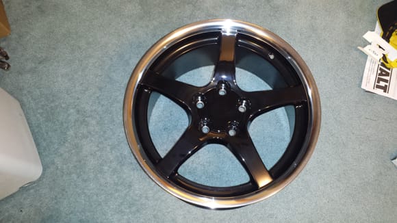 Four 18" x 9.5" C5 replicas from Oe wheels