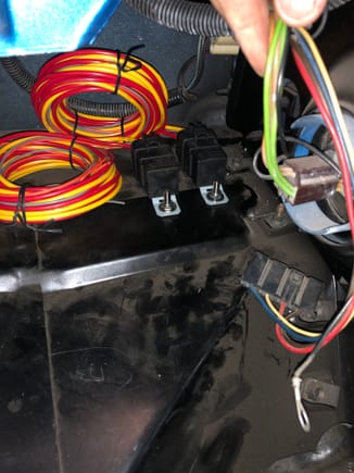 Installed the fan relays. Hid them as well as we good on inner fender. 