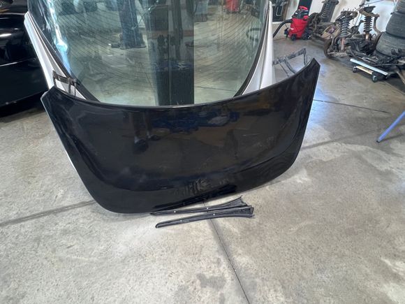 $200 vert trunk lid 