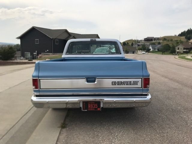 1986 Chevrolet C10 - 1986 Chevy C-10 Silverado - Used - VIN 1GCEC14H5GJ143386 - 1,000 Miles - 8 cyl - 2WD - Manual - Truck - Blue - Sturgis, SD 57785, United States