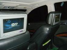 Two 7.0 inch Rear seat TV/DVD headrests
