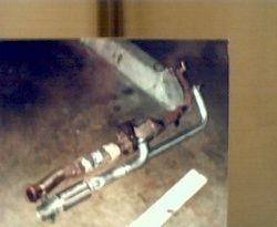 the new warpspeed y pipe vs the stock 92 gxe one
(this i swapped over to my 91 se)
(and i bought a used warpspeed like it for my 92 se