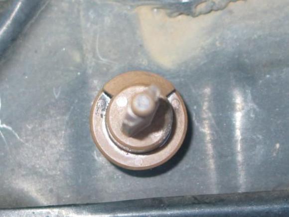 4. flapper, notice raised portion at top