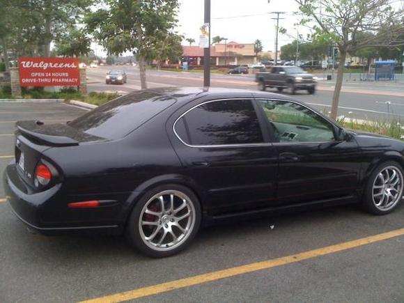 Se Tails in the back...5% rear tints plus sunroof.