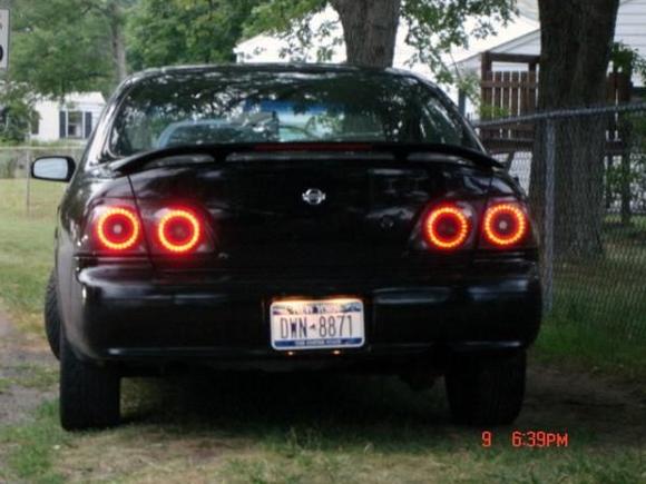 gunmetal tails look terrible i like black