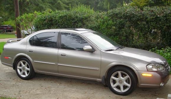 Nissan Maxima 001