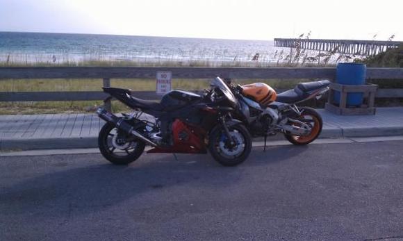 My 03 R6 at the pier in Panama City Beach, with a good friends 07 1000rr Repsol.