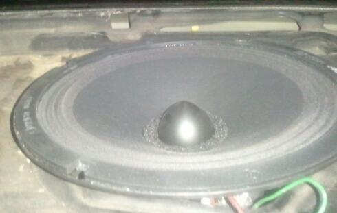 installed 2 8" o2 speakers in the deck and menaces for the doors when I get a chance already have the speakers tho pretty loud with just 2 o2s tho