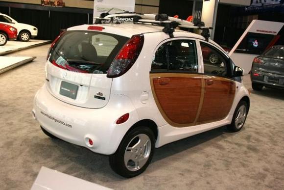 2012 Mitsubishi I woodie 1