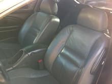 Front Seats (stock)