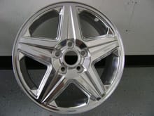 polished aluminum wheel