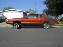 tangarine 85 monte had 2 pumps 8batteries, custom interior, luxary sport front end real nice car