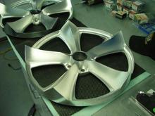 here are the front wheel centers before we mounted them in the shell